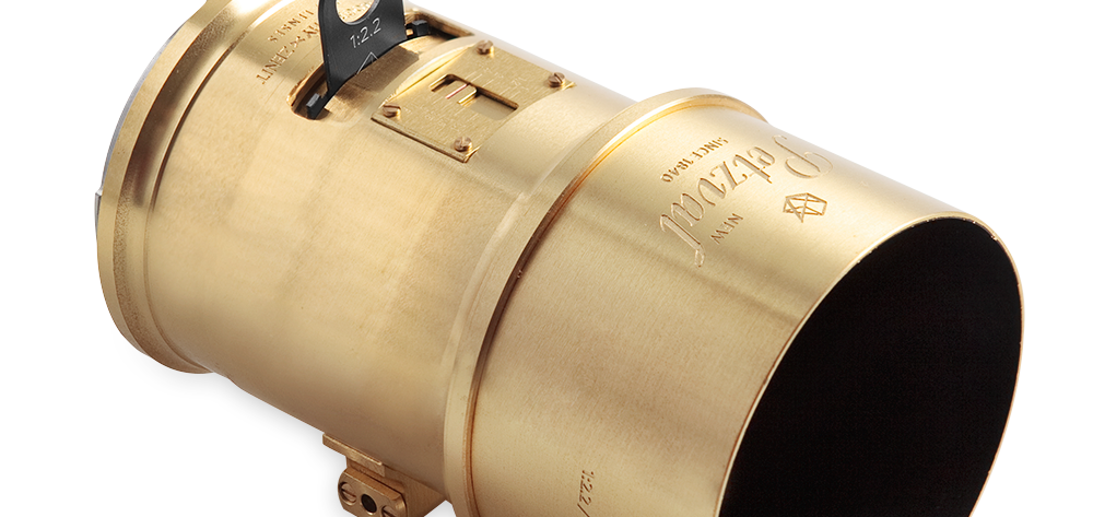 【未使用品】Lomography New Petzval 85 Art Lensメーカー説明文